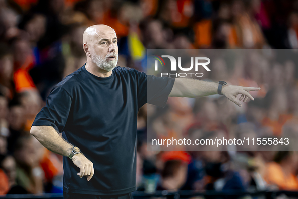 Bosnia and Herzegovina trainer Sergej Barbarez during the match between the Netherlands and Bosnia and Herzegovina at the Philips Stadium fo...