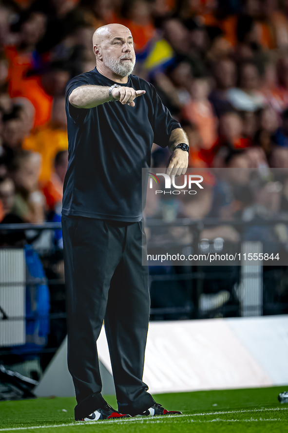 Bosnia and Herzegovina trainer Sergej Barbarez during the match between the Netherlands and Bosnia and Herzegovina at the Philips Stadium fo...