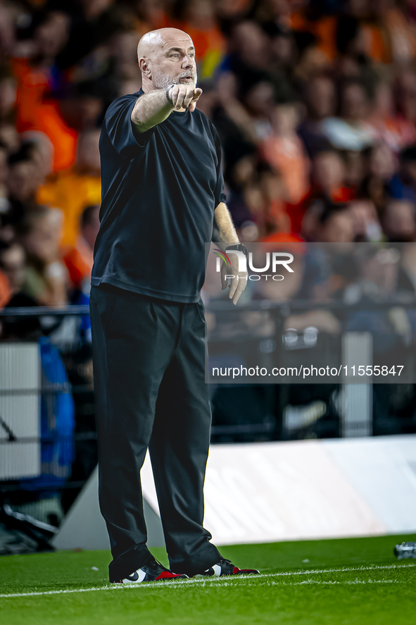 Bosnia and Herzegovina trainer Sergej Barbarez during the match between the Netherlands and Bosnia and Herzegovina at the Philips Stadium fo...