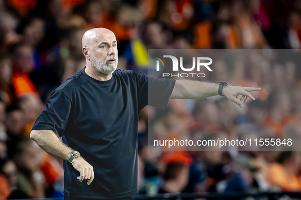 Bosnia and Herzegovina trainer Sergej Barbarez during the match between the Netherlands and Bosnia and Herzegovina at the Philips Stadium fo...