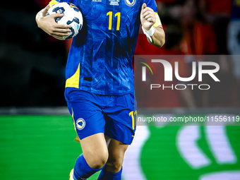 Bosnia and Herzegovina forward Edin Dzeko scores the 3-2 and celebrates the goal during the match between the Netherlands and Bosnia and Her...