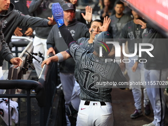 Francisco Lindor #12 of the New York Mets scores during the sixth inning of the baseball game against the Cincinnati Reds at Citi Field in C...