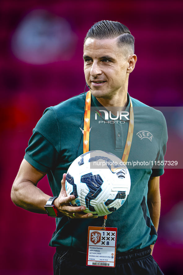 Referee Donatas Rumsas officiates the match between the Netherlands and Bosnia and Herzegovina at the Philips Stadium for the UEFA Nations L...