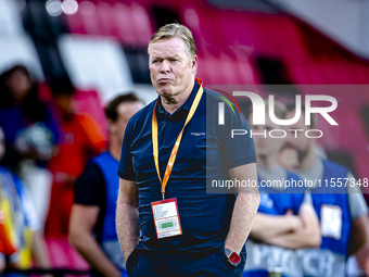 Netherlands trainer Ronald Koeman during the match between the Netherlands and Bosnia and Herzegovina at the Philips Stadium for the UEFA Na...