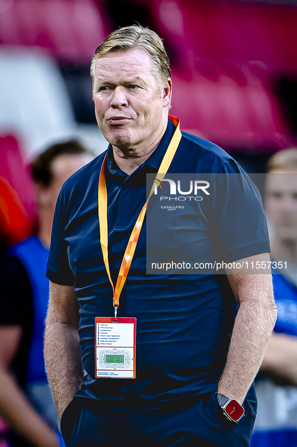 Netherlands trainer Ronald Koeman during the match between the Netherlands and Bosnia and Herzegovina at the Philips Stadium for the UEFA Na...