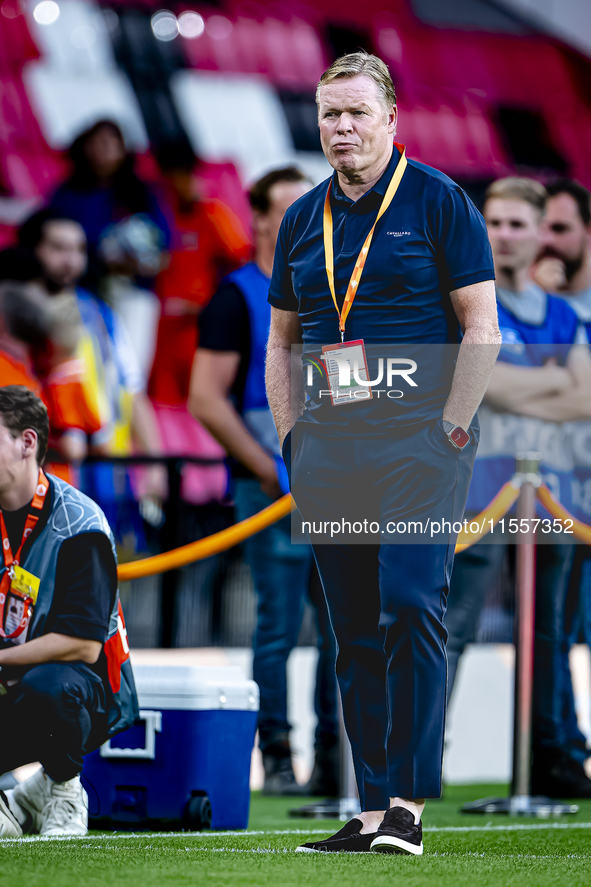 Netherlands trainer Ronald Koeman during the match between the Netherlands and Bosnia and Herzegovina at the Philips Stadium for the UEFA Na...