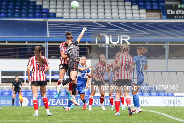 Demi Lambourne of Sunderland attempts to intercept the corner ball during the FA Women's Championship match between Birmingham City and Sund...