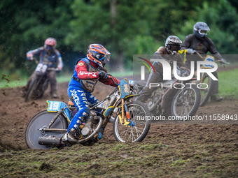 Dave Mears (19) rides outside John Shipley (29) and Alan Brook (209) in the 350cc Upright Class during the ACU British Upright Championships...