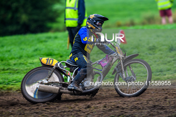 Tony Atkin (10) leads in the 500cc Upright Class during the ACU British Upright Championships in Gawsworth, Cheshire, on September 8, 2024. 