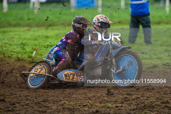 Richard Fred Jenner and Scott Gutteridge (87) compete in the 500cc Sidecar Class during the ACU British Upright Championships in Gawsworth,...