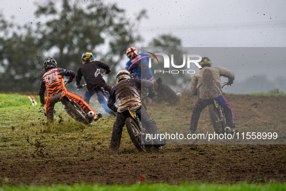 The pack rides into the first turn during the ACU British Upright Championships in Gawsworth, Cheshire, on September 8, 2024. 