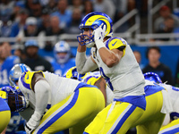 DETROIT,MICHIGAN-SEPTEMBER 8: Los Angeles Rams quarterback Matthew Stafford (9) signals before the snap during the first half of an NFL foot...