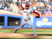 Cincinnati Reds pitcher Alexis Diaz #43 throws during the ninth inning of the baseball game against the New York Mets at Citi Field in Coron...