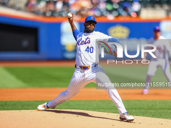 New York Mets starting pitcher Luis Severino #40 throws during the first inning of the baseball game against the Cincinnati Reds at Citi Fie...