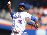 New York Mets starting pitcher Luis Severino #40 throws during the second inning of the baseball game against the Cincinnati Reds at Citi Fi...