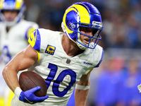 DETROIT,MICHIGAN-SEPTEMBER 8:  
Wide receiver Cooper Kupp (10) of the Los Angeles Rams carries the ball during a game between the Detroit Li...