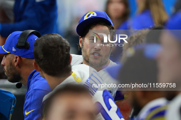 DETROIT,MICHIGAN-SEPTEMBER 8: Los Angeles Rams quarterback Matthew Stafford (9) talks to players during the second half of an NFL football g...