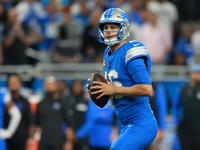 DETROIT,MICHIGAN-SEPTEMBER 8:  Quarterback Jared Goff (16) of the Detroit Lions looks to pass during a game between the Detroit Lions and th...