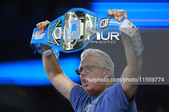 DETROIT,MICHIGAN-SEPTEMBER 8: Detroit Lions fan cheers during the second half of an NFL football game between the Los Angeles Rams and the D...