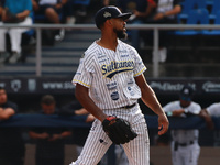 Stephen Tarpley #16 of Sultanes de Monterrey pitches the ball during the 2024 King Series match 3 against Diablos Rojos of the Mexican Baseb...