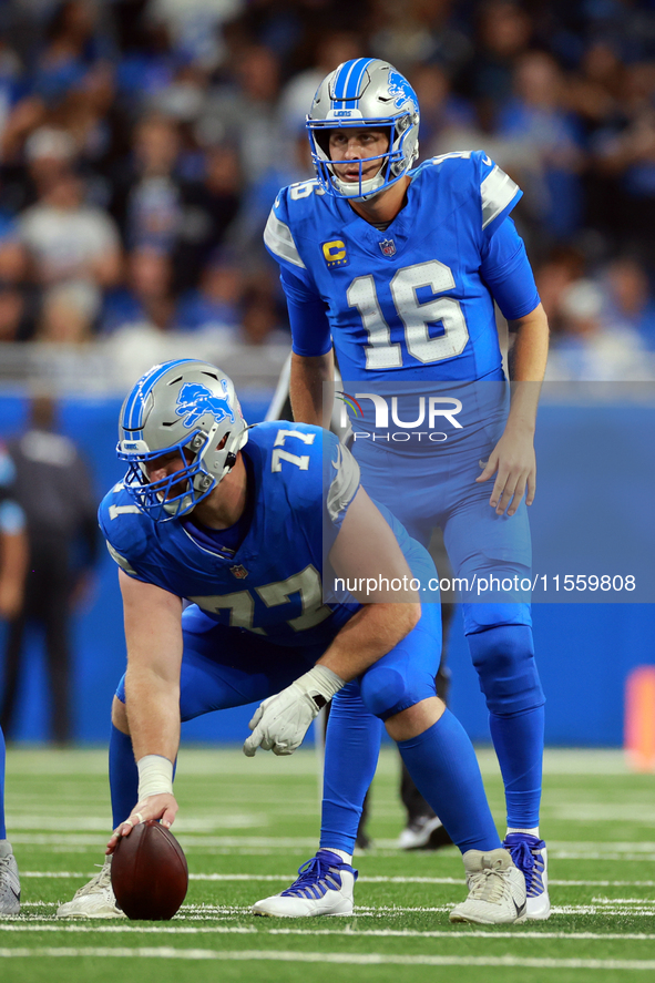 DETROIT,MICHIGAN-SEPTEMBER 8: Quarterback Jared Goff (16) of the Detroit Lions prepares to receive the snap from center Frank Ragnow (77) of...