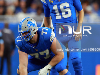 DETROIT,MICHIGAN-SEPTEMBER 8: Quarterback Jared Goff (16) of the Detroit Lions prepares to receive the snap from center Frank Ragnow (77) of...