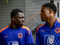 Netherlands players Brian Brobbey and Denzel Dumfries during the training and press conference for the Netherlands Nations League season 202...