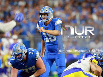 DETROIT,MICHIGAN-SEPTEMBER 8:  quarterback Jared Goff (16) of the Detroit Lions calls a play during a game between the Detroit Lions and the...