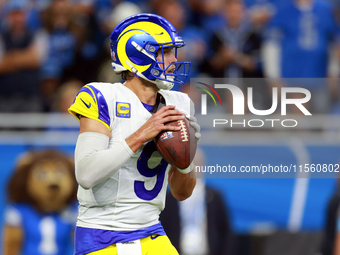 DETROIT,MICHIGAN-SEPTEMBER 8:  Quarterback Matthew Stafford (9) of the Los Angeles Rams looks to pass the ball during a game between the Det...