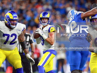 DETROIT,MICHIGAN-SEPTEMBER 8:  Quarterback Matthew Stafford (9) of the Los Angeles Rams looks to pass the ball during a game between the Det...