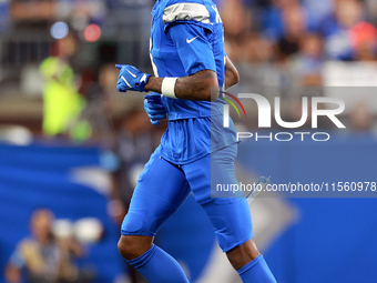 DETROIT,MICHIGAN-SEPTEMBER 8:  Wide receiver Jameson Williams (9) of the Detroit Lions runs on the field during a game between the Detroit L...