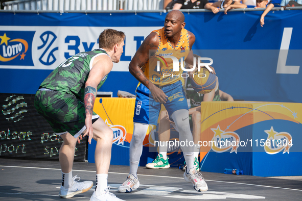 Michael Hicks participates in the LOTTO 3x3 League basketball game in Sosnowiec, Poland, on September 8, 2024. The Lotto 3x3 Liga tournament...