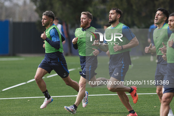 Iker Muniain trains during his presentation day as a new player of San Lorenzo de Almagro at Estadio Pedro Bidegain in Buenos Aires, Argenti...