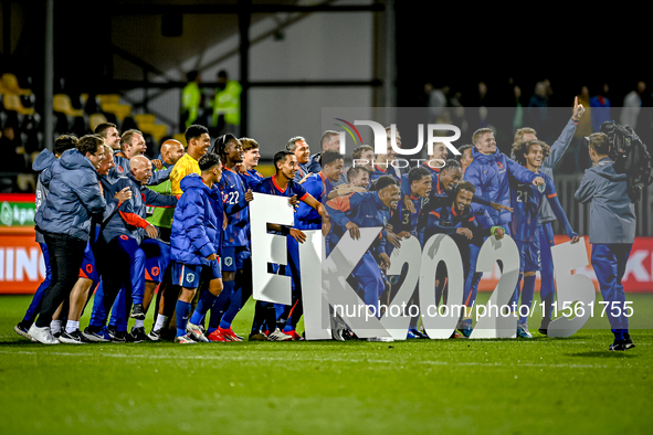 Players of the Netherlands celebrate the win and qualification for the EK 2025 during the match between the Netherlands and Georgia at the C...