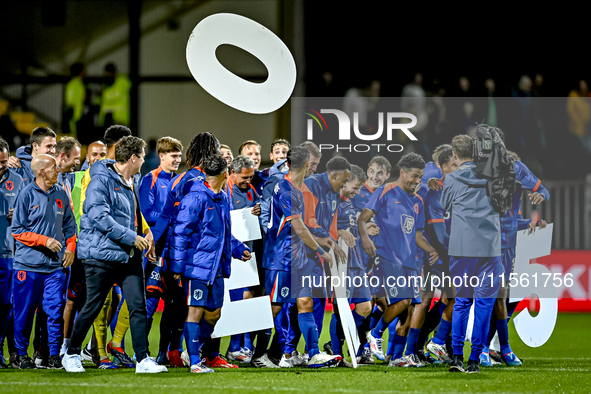 Players of the Netherlands celebrate the win and qualification for the EK 2025 during the match between the Netherlands and Georgia at the C...