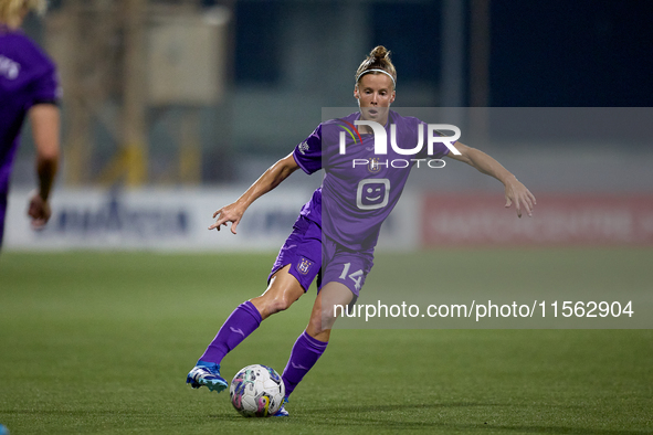 Laura Deloose of Anderlecht is in action during the UEFA Women's Champions League First qualifying round, Semi-finals CP-Group 4 soccer matc...