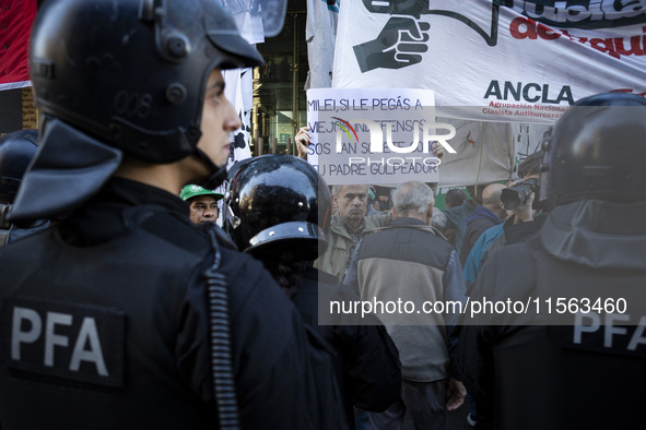 Police repress retirees outside the Argentine National Congress due to President Javier Milei's veto of the increase in pensions in Buenos A...