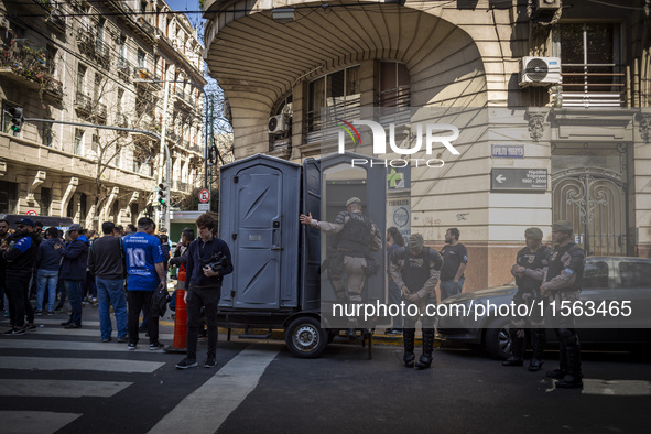 Police repress retirees outside the Argentine National Congress due to President Javier Milei's veto of the increase in pensions in Buenos A...