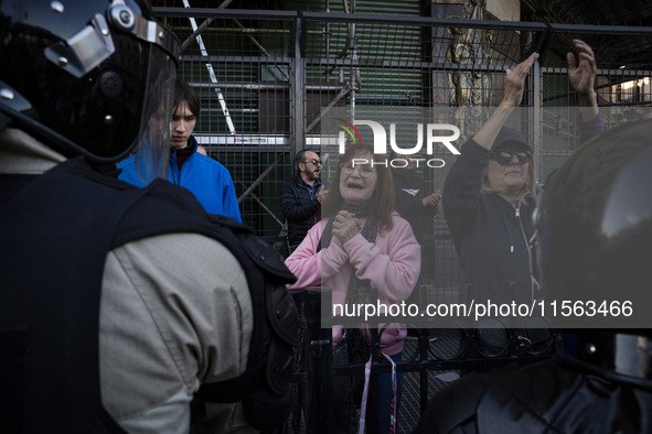 Police repress retirees outside the Argentine National Congress due to President Javier Milei's veto of the increase in pensions in Buenos A...