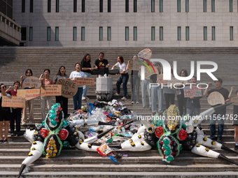 At a press conference organized by the 'Plastic Root Coalition' (a coalition aimed at eradicating plastic pollution), participants call on t...