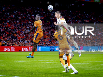 Netherlands forward Brian Brobbey and Germany defender Nico Schlotterbeck during the match between the Netherlands and Germany at the Johan...