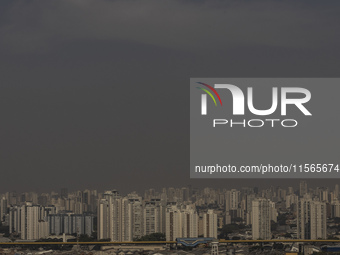 Dry weather and a layer of pollution cover the sky in Sao Paulo, Brazil, on the morning of September 11, 2024. Sao Paulo wakes up with worry...