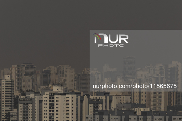 Dry weather and a layer of pollution cover the sky in Sao Paulo, Brazil, on the morning of September 11, 2024. Sao Paulo wakes up with worry...