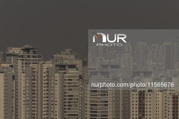 Dry weather and a layer of pollution cover the sky in Sao Paulo, Brazil, on the morning of September 11, 2024. Sao Paulo wakes up with worry...