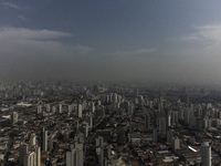 Dry weather and a layer of pollution cover the sky in Sao Paulo, Brazil, on the morning of September 11, 2024. Sao Paulo wakes up with worry...