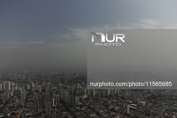 Dry weather and a layer of pollution cover the sky in Sao Paulo, Brazil, on the morning of September 11, 2024. Sao Paulo wakes up with worry...