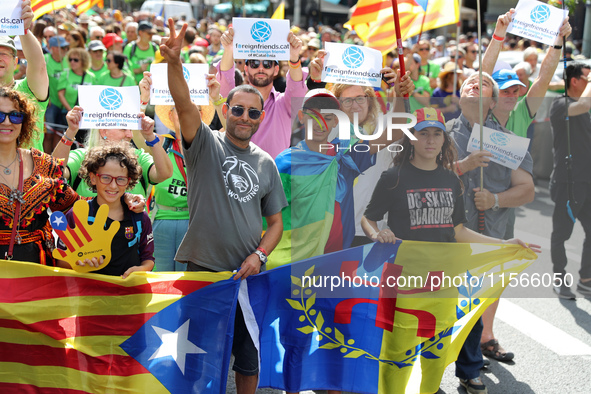 The National Day of Catalonia demonstration records the participation of 70,000 people, the lowest number since the beginning of the Catalan...