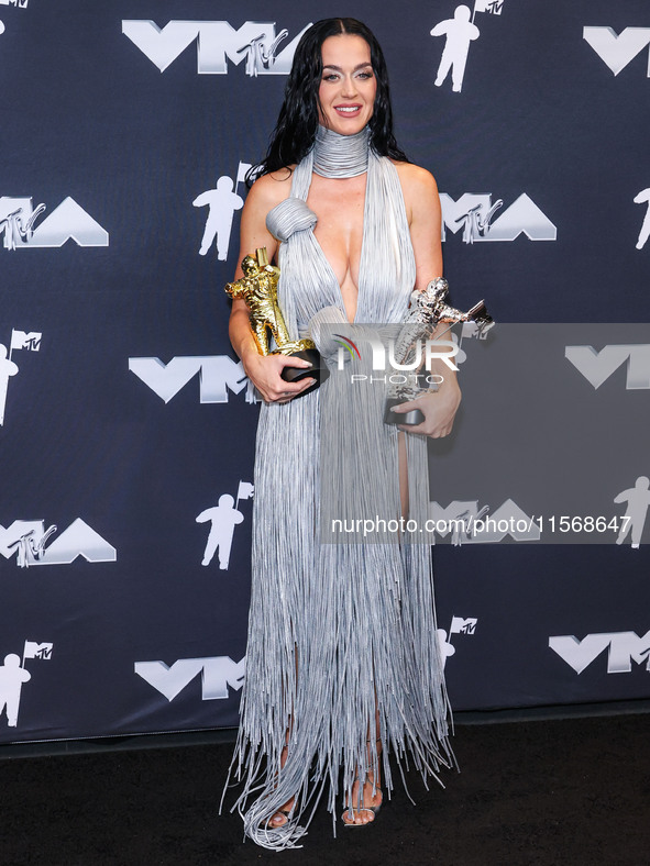 Katy Perry, recipient of the Michael Jackson Video Vanguard Award and winner of the VMAs Most Iconic Performance award for 'Roar' (2013, liv...