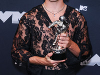 Benson Boone, winner of the Best Alternative Video award for 'Beautiful Things' poses in the press room at the 2024 MTV Video Music Awards h...