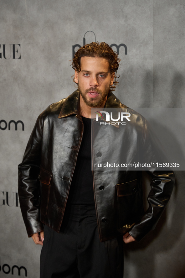 Alex Pastrana attends a photocall for Vogue Fashion's Night Out 2024 in Madrid, Spain, on September 13, 2024. 